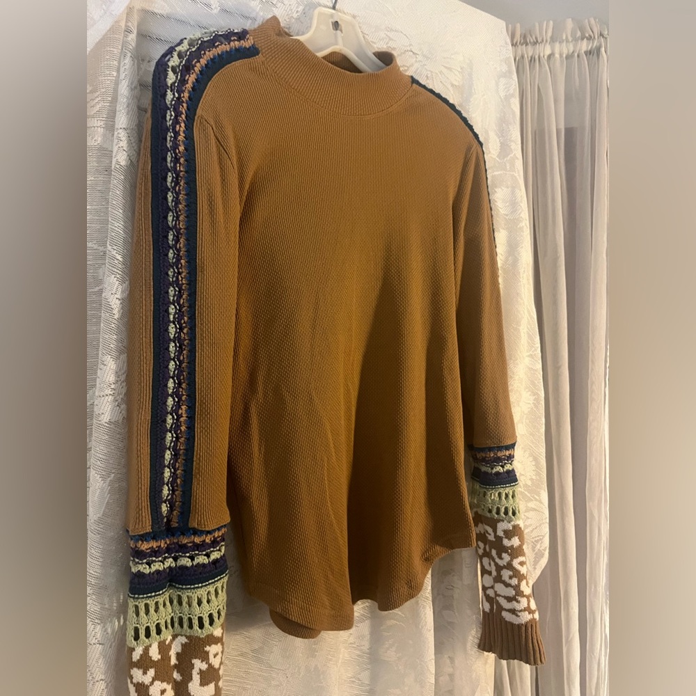 Free people sweater shirt